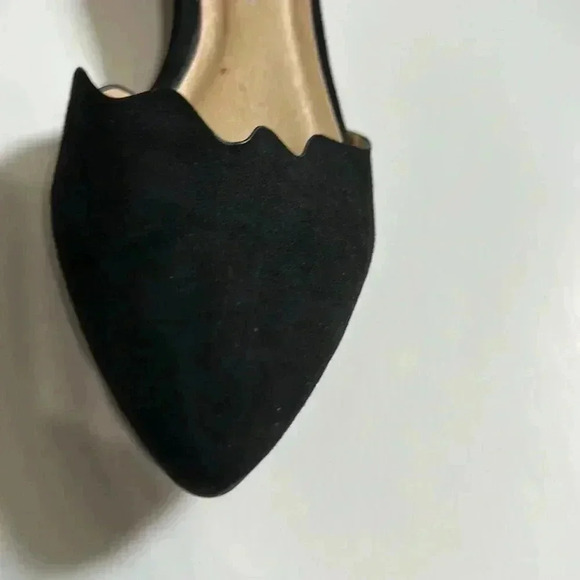 CL by Laundry black flat strap around ankle size 6 1/3 - Picture 5 of 5